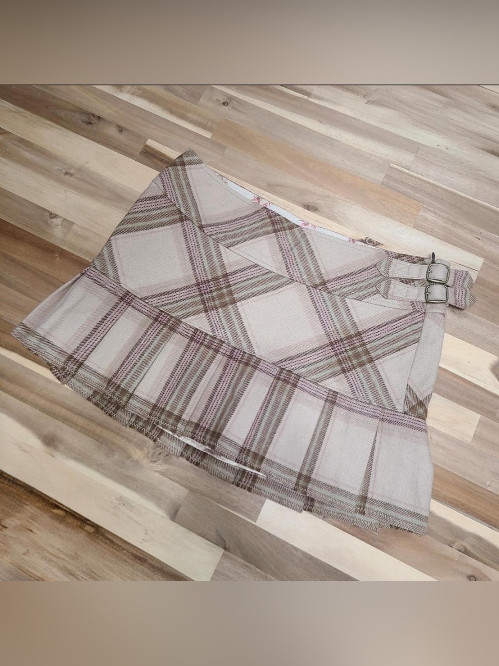 Abercrombie & Fitch Plaid Pleated Mini Skirt